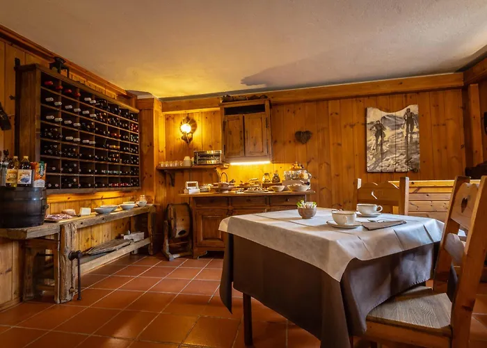 Hotel Petit Dahu - Chambres Et Restaurant